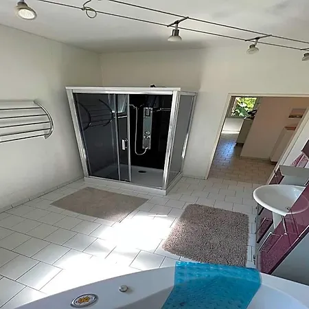 Hotel In Mauerbach Near Vienna With Pool 4*